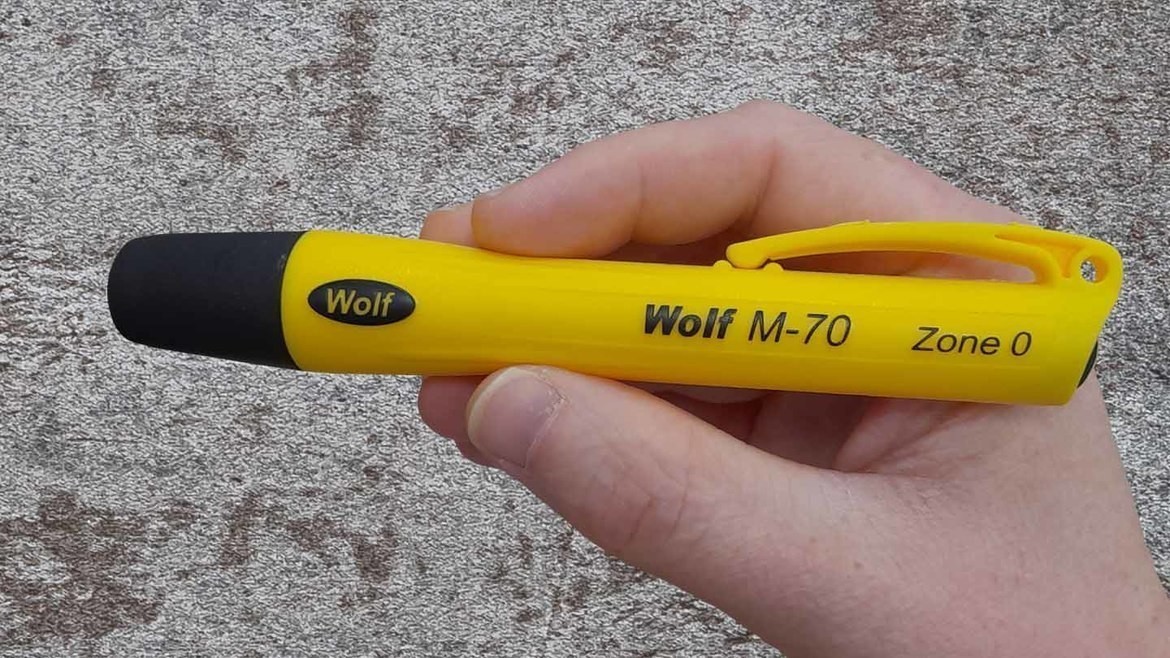 Wolf M-70 LED Mini Torch