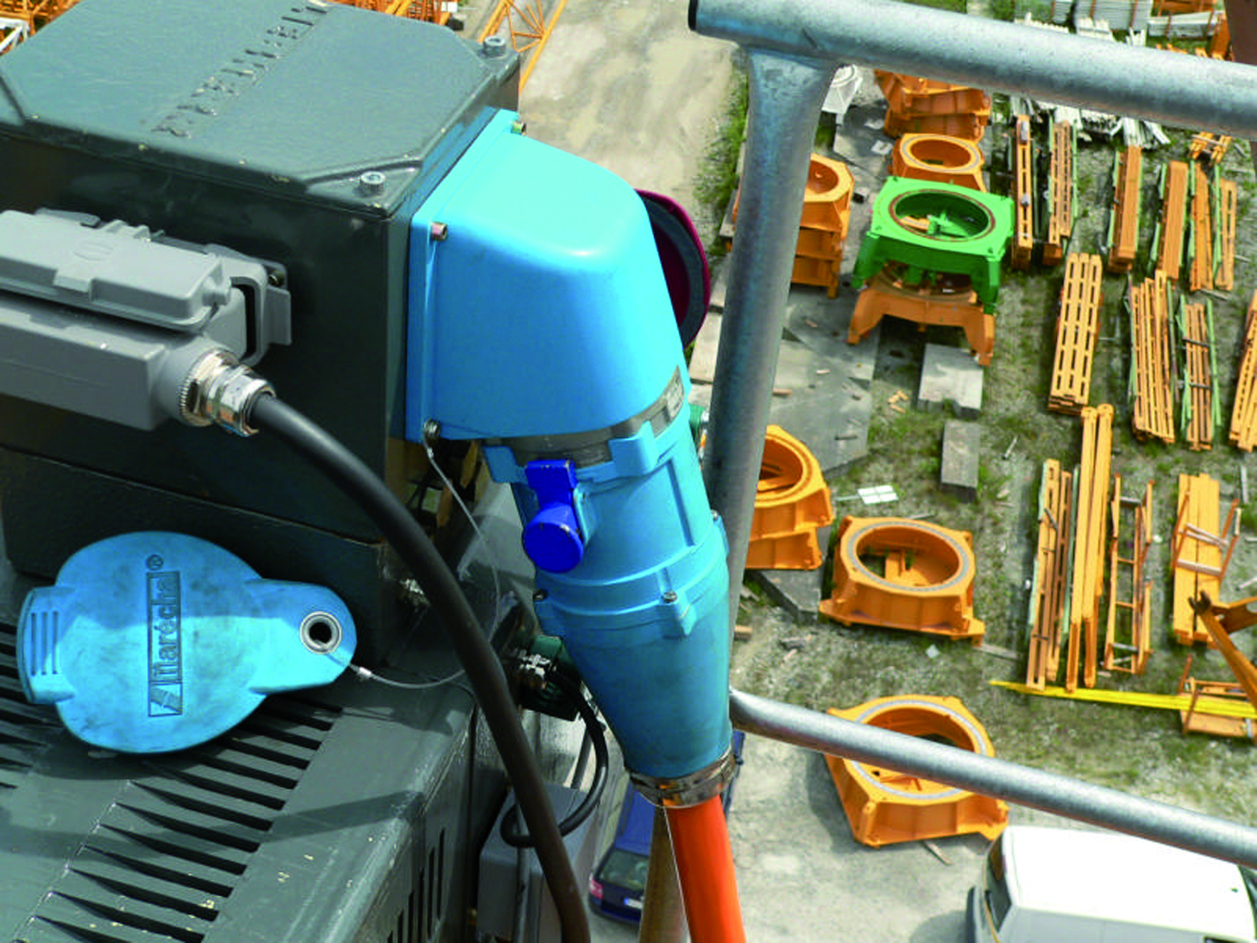 Wall Mounted Marechal Plug & Socket