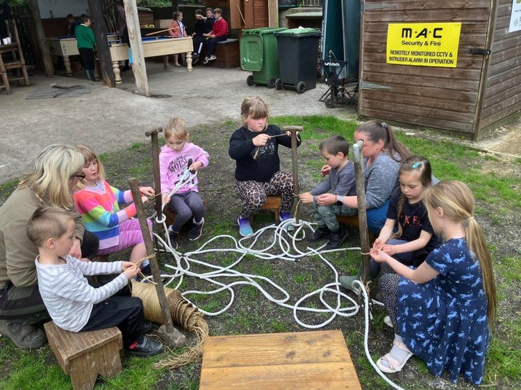 Kids tying knots