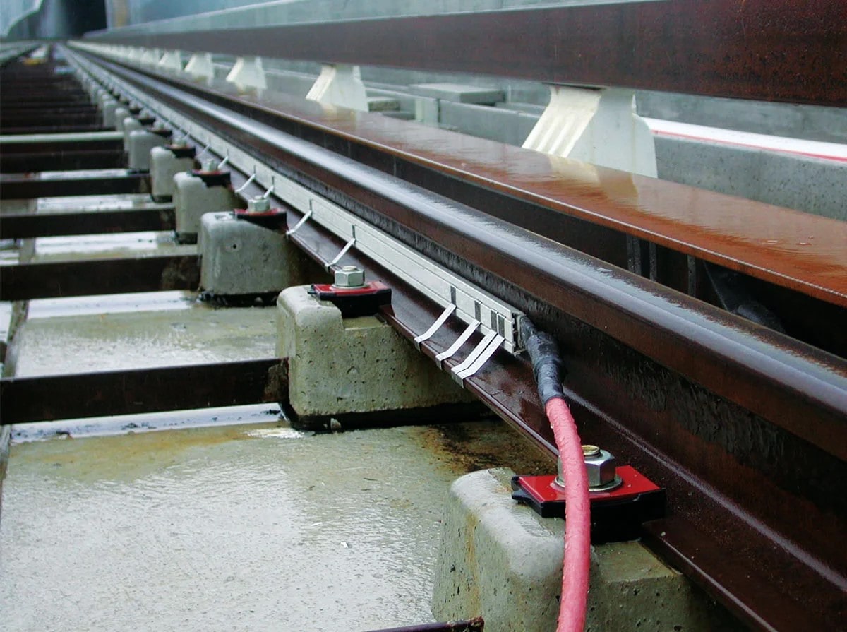 railway trace heating