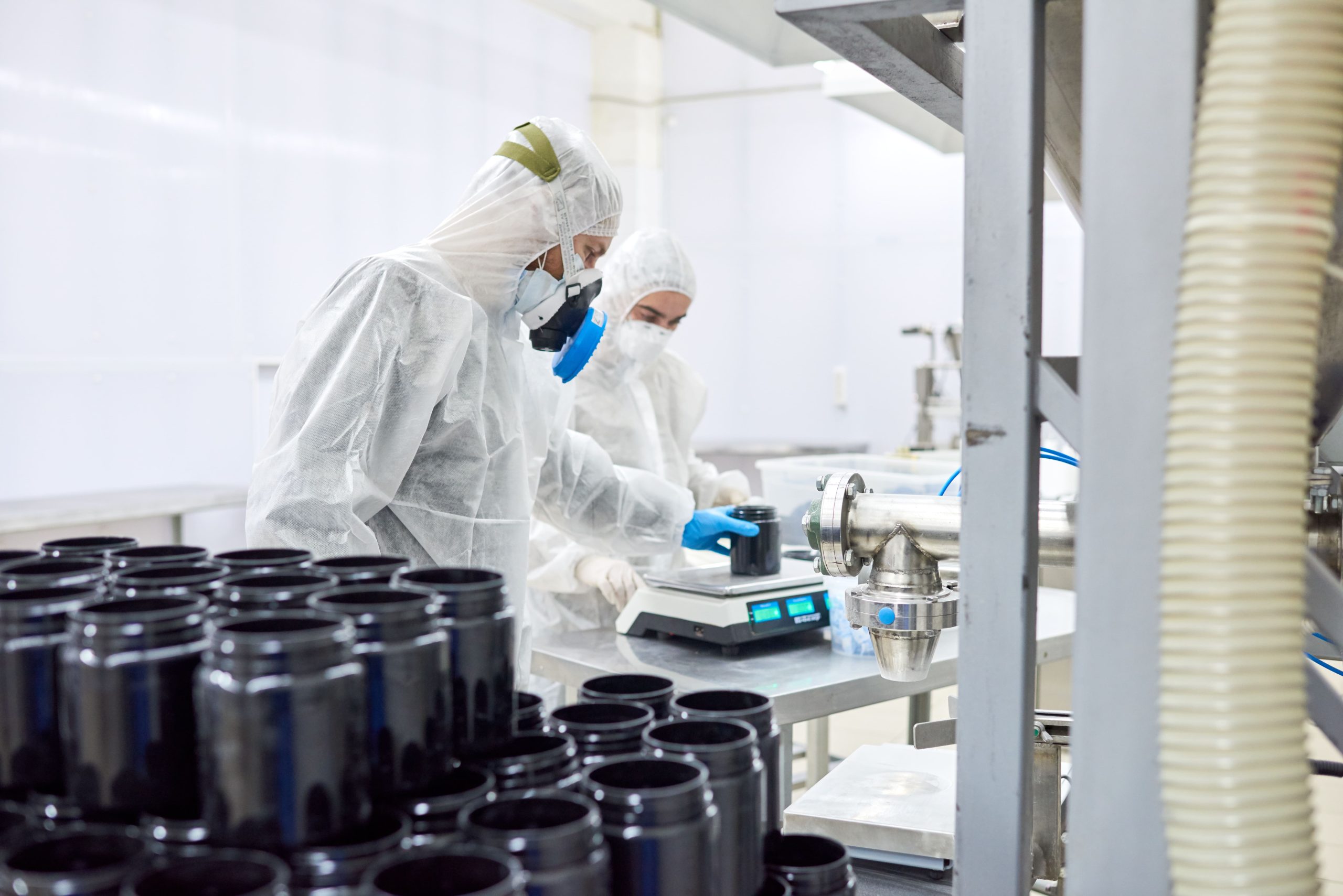 Intrinsically safe compact balances are used in the pharmaceutical industry Intrinsically safe compact balances are used in the pharmaceutical industry